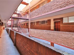 2 Bed Apartment in Kempton Park Central