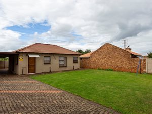 3 Bed House in The Orchards