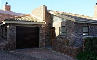 3 Bedroom House in Herolds Bay