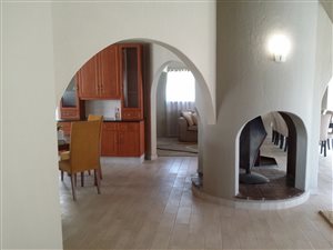 4 Bed House in President Ridge