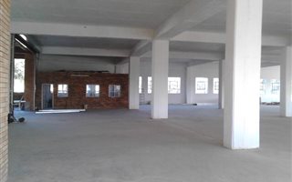 1830 m² Industrial space in New Germany