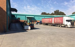 1142 m² Industrial space in Wychwood