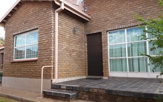 2 Bedroom House in Colesberg