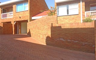 4 Bedroom Townhouse in Westdene