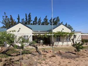 4 Bed House in Aurora