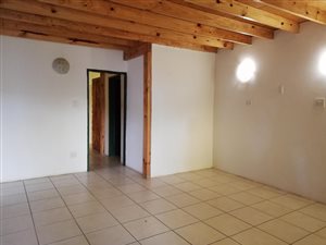 2 Bedroom House in Benoni AH