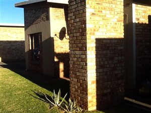 2 Bed Townhouse in Bonanne