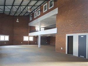 597 m² Industrial space in Hennopspark