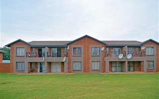 1 Bedroom Apartment in Theresa Park