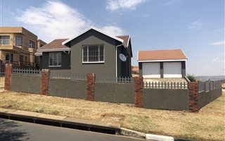 3 Bedroom House in Liefde en Vrede