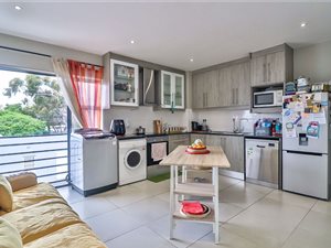 3 Bed Apartment in Observatory