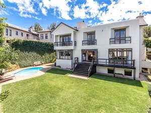 4 Bed House in Kanonberg