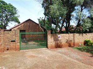 4 Bed House in Doornpoort and surrounds