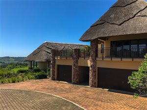 4 Bed House in Phezulu