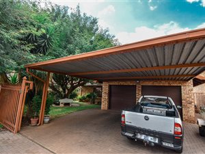 3 Bed House in Wierda Glen