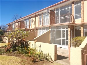 3 Bed Flat in Krugersdorp North
