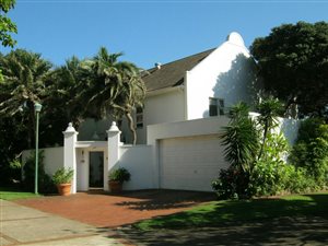 5 Bed Apartment in Port Edward