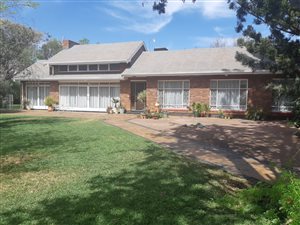 4 Bed House in Klisserville
