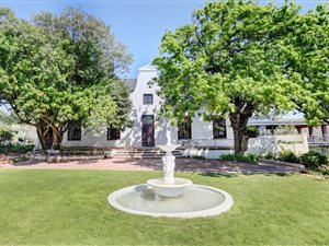 1000 m² Land available in Clara Anna Fontein Estate