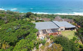 5 Bedroom House in Bazley Beach