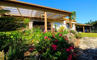 5 Bedroom House in Bazley Beach