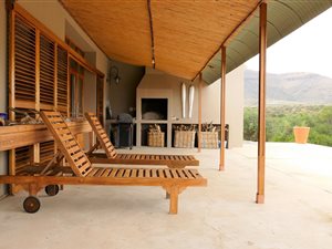 604 ha Farm in Graaff Reinet