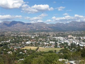980 m² Land available in Paarl