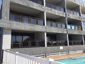 3 Bed Flat in Blythedale Beach
