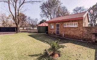2 ha Agricultural Holding in Brentwood Park