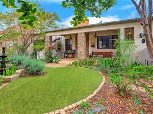 3 Bed House in Greenside