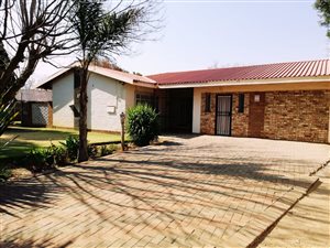 3 Bed House in Ellaton