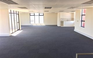 239 m² Commercial space in Century City