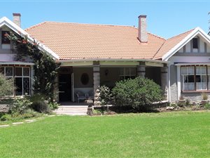 4 Bed House in Top Town
