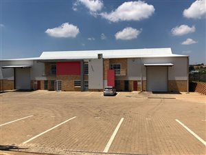 1600 m² Industrial space in Chloorkop