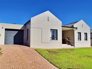 3 Bed House in Reebok