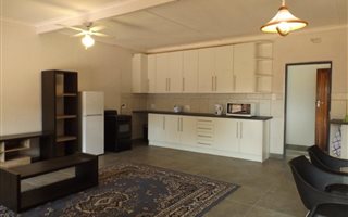 1 Bedroom Garden Cottage in Ruiterhof