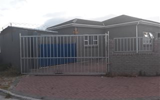2 Bedroom House in Weltevreden Valley