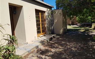 3 Bedroom House in Lakeside