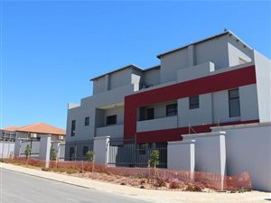 2 Bed Apartment in Langeberg Heights