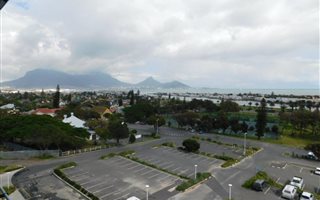 2 Bedroom Apartment in Milnerton Central
