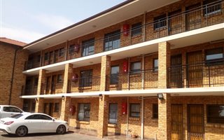 2 Bedroom Apartment in Alberton