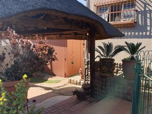 4 Bed House in Kloofsig