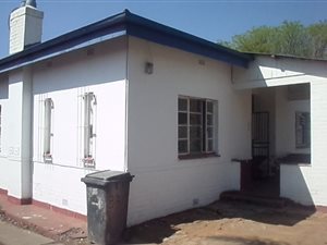 2 Bed House in Pretoria West