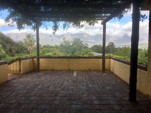 4 Bed House in Parel Vallei