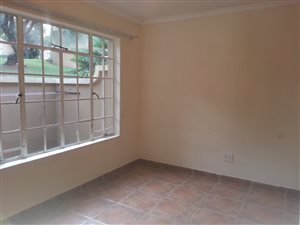 2 Bed Townhouse in Helderkruin