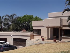 5 Bed House in Safari Gardens