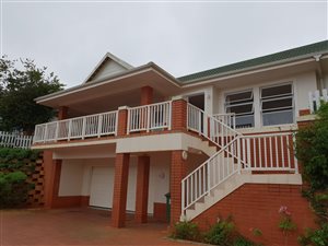 3 Bedroom Townhouse in Kindlewood Estate