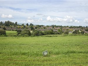 720 m² Land available in St Johns Village