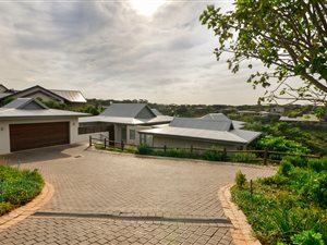 4 Bed House in Simbithi Estate