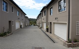 4 Bedroom House in Beacon Bay